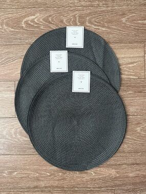H&M charcoal gray placemats
